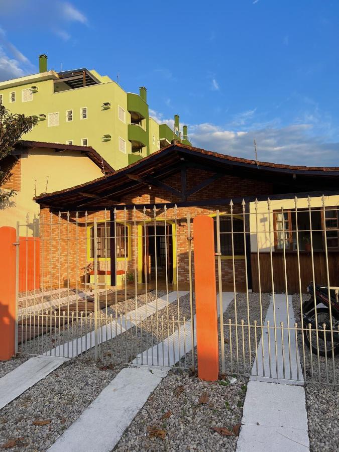 Hostel Coraticum Ubatuba Exterior foto